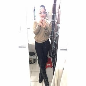 Meet your Posher, Natalie